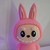 Resim Pembe Labubu Figür – (12 Cm) 
