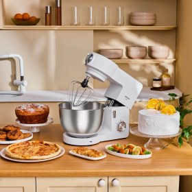 Resim Karaca Multichef Ultra 2000W 7 Litre Stand Mikser Porcelain White (Kıyma Çekme/sucuk-Sosis/içli Köfte Aparatlı) 