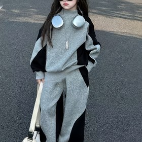 Resim Kız Çocukları İçin İki Parça Takım, Orta-Büyük Beden Rahat ve Şık Spor Kıyafeti, Stil Siyah ve Gri Kontrastlı Rahat Giyim Takımı, Renk Bloklu Kazak Uzun Kollu Kapüşonlu + Eşleşen Geniş Paça Pantolon, Dış Mekanlar İçin Mükemmel 