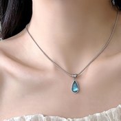 Resim Şık Paslanmaz Çelik Denizkızı Gözyaşları Kolye - Kadınlar için Sevimli Cam Damla Sallantılı Zincir, Kaplama Yok, Spor ve Festivaller için Çok Yönlü, Noel Hediyesi için İdeal 