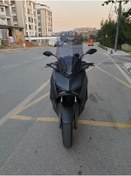 Resim Motocam Yamaha Xmax Siperlik Ön Cam 2023 2024 Model 65cm Açıkfüme Renkli 4mm Orta Boylu Cam 