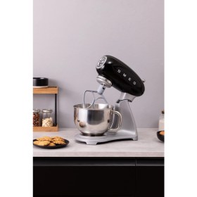 Resim smeg 50's Style Steady-Mix 4,8 L Siyah SMF04 Stand Mikser Mutfak Şefi 