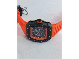 Resim Curren Silikon-Plastik Kordonlu, Takvimli, Turuncu Kordon ve Kadran, Su Geçirmez, 2 Yıl Garantili Erkek Kol Saati 