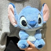 Resim 1 adet Disney Stitch Peluş Oyuncak - Yumuşak Mavi Polyester Dolgulu Hayvan, İfade Edici Gözler ve Sallanan Kulaklar ile Oda, Araba veya Kanepe Dekoru için Mükemmel, Sevgililer Günü, Anneler Günü, Doğum Günleri, Dolgulu Pelüşler için İdeal Hediye 