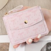 Resim Kadınların Pembe Çiçekli Cüzdanı - Fermuarlı Kapanışlı, Katlanabilir Tasarımıyla Günlük Kullanıma Uygun, Temel Noktaya Geri Dönme ve Yurt Odası Düzenleme İçin, Yurt Odası Temel Noktaları | Dekoratif Cüzdan | Polyester Kaplamalı İç Mekan, Küçük Cüzdan 