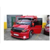 Resim Ford Transit Ön Güneşlik Piano Black 