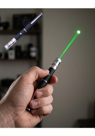 Resim Yeşil Lazer Pointer Güçlü Işın Uzun Menzil Ve Nrzsnt - 39 Kompakt Tasarım 