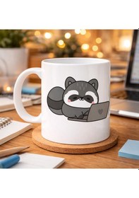 Resim Laptoplu Sevimli Rakun Desenli Porselen Kupa Model 114 Ofis İçin Eğlenceli Kahve Kupası , Çalışanlara Özel Tatlı Hediye Renkli 