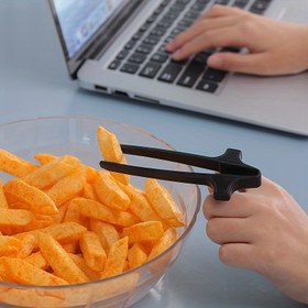 Resim 2 Parmak Chopsticks Yardımcı Chopstick Klipsleri Eğitim Chopsticks Yeniden Kullanılabilir Gıda Sınıfı Plastik Malzeme Mutfak Gereksinimleri Masaüstü Eşyaları Apartman Gereksinimleri Çiftler Öğrenci Yurdu Gereksinimleri Hediye Oyunlar Oynama Ofis Oyunları Mobil Telefonlar Taşınabilir 