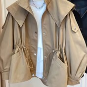 Resim Kadınlar için Yüksek Kaliteli Rüzgarlık Ceket Kapüşonlu - Günlük İş Kıyafeti Stili, Ayarlanabilir Bağcıklı Kapüşon ve Fermuarlı Cepler, İlkbahar/Sonbahar İçin Nefes Alabilen Uzun Kollu Mont, Bej, Hava Koşullarına Dayanıklı Giysi | Kapüşonlu Mont | Şık Çıtçıtlı 