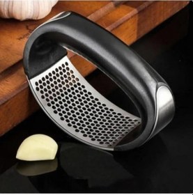 Resim Paslanmaz Çelik Sarımsak Ezici Presi Parçalayıcı Doğrama Aleti Siyah 