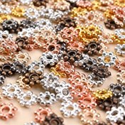 Resim 200 adet 6mm Çiçek Kapakları Aralayıcı Boncuklar - Altın Kar Tanesi Tasarımı Metalik & Gül Altın Tonlu Karışık Bitişli Takı Yapımı için Gevşek Boncuklar, Bilezik Küpe Kolye Malzemeleri, Takı Yapımı için Aralayıcı Boncuklar, Dekoratif Boncuk İşleri, Parlak Metalik Bitiş 
