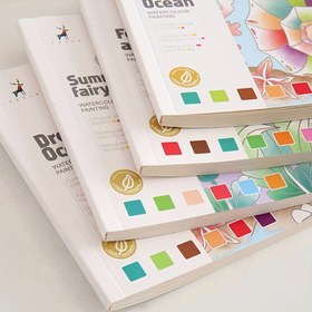 Resim 22 ADET (20 sayfa +1 palet +1 kalem) yaratıcı suluboya boyama kitapları, 15.01 cm*13.0 cm çizgi film not defteri, her kağıtta benzersiz desenler ile kolay boyama için, fırça ve renk paleti dahil 