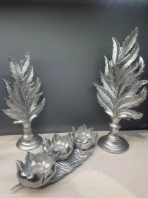 Resim Dekoratif Polyester Ikili Dik Yaprak Ve Üçlü Mumluk Takımı Gümüş 