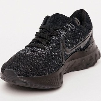 Nike Downshifter 13 Kadın Yol Koşu Ayakkabısı -Siyah
