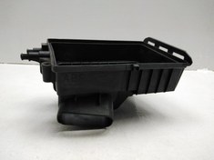 Resim PSA 95920467 | Chevrolet Yeni Aveo T300 1.4 Benzinli (A14XER) Hava Filtre Alt Kutu Plastiği Orijinal 