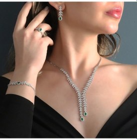 Resim Damla Başak Modeli Yeşil Zirkon Taşlı Sarkıt Gümüş Set Gümüş 