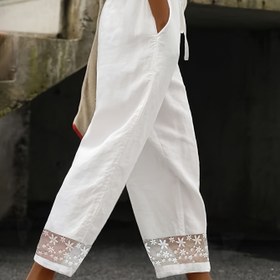 Resim Kadınlar için Bol Kesim Elastik Bel Kırpılmış Pantolonlar - Beyaz Geniş Bacaklı Pantolonlar, Rahat Yaz Stili, Konforlu Tüm Mevsim Giyim, Tüm Mevsim Pantolonları | Dantel Detaylı | Şeffaf Olmayan Kumaş 