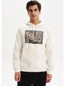 Resim Arma Erkek Kapüşonlu Kanguru Cepli 3 İplik Baskılı Şardonlu Regular Fit Sweatshirt K30254628702 Ekru 