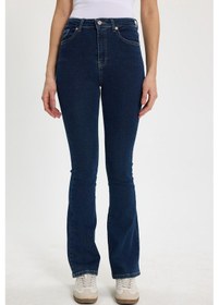 Resim Tudors Kadın Regular Fit Klasik Kesim Pamuklu Likralı İspanyol Paça Lacivert Jean Kot Pantolon-50788 
