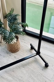 Resim Tekerli Demonte Elbise Askısı 