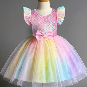 Resim Kız Çocukları için Yazlık Pembe Tie-Dye Ekose Desenli Fırfır Kollu Elbise, Rastgele Baskılı, Tatlı Fiyonk Bel Süslemeli, Diz Boyu Sıkı Üst ve Geniş Şemsiye Tasarımlı, Prenses File Etek ile Doğum Günü Hediyesi, Bahar/Yaz Toplantıları/Düğünler/Partiler/Günlük Kullanım/Açık Hava Etkinlikleri İçin Uygun 
