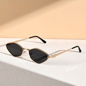 Resim Unisex Metal Rhombus Cat Eye Gözlükleri - Altın Tonlu Çerçeve, Siyah Lensler, Hafif ve Şık Günlük Kullanım İçin, Kadınlar ve Erkekler İçin Mükemmel, Şık Gözlükler, Modern Gözlükler, Dayanıklı Gözlükler 