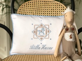 Resim Carousel Serisi Dekoratif Bebek Yastığı - Fırfırlı / Mavi 