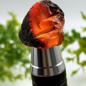 Resim 1 adet Yüksek Kaliteli Endonezya Siyah Amber Taşı - Geometrik Desenler, Kendin Yap Heykel Süsü, Ev Masaüstü Dekorasyonu için İdeal, Kadınlar, Koleksiyoncular ve Arkadaşlar için Mükemmel Hediye, Ev Dekoru Aksesuarı | Doğal Taş Süsü | Parlatılmış Bitiş, Taş Dekoru 