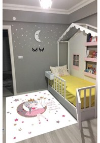 Resim Dijital Baskılı Ay'da Uyuyan Prenses Desen Dekoratif Yıkanabilir Kaymaz Taban Çocuk Halısı Çok Renkli 