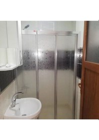 Resim Nokta Duşakabin Teknesiz Mika Camlı Duşakabin 1 Sabit 2 Sürgülü Üçlü Sistem Şeffaf 