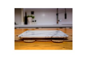 Resim Feyza Design Mermer Kesme ve Sunum Tahtası 30X30, Beyaz Leylak Renkli 