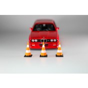 Resim Flutura 1/24 Diorama Trafik Dubası, Trafik Konisi, Garaj Diorama Aksesuarı, Diorama Aksesuar (10 ADET) 