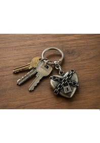 Resim Gotik Kalp Kilit Zincirli Metal Anahtarlık Unisex Gümüş Renk 