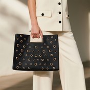 Resim Kadınlar İçin Şık ve Zarif Parlak Metal Kulplu Tek Renk PU Kare Çanta, Hafif ve Geniş Kapasiteli El Çantası, Müzik Festivalleri, Düğünler, Partiler, Kulüpler, İşe Gidiş, Alışveriş, Buluşmalar ve Tatil Hediyesi İçin Uygun 