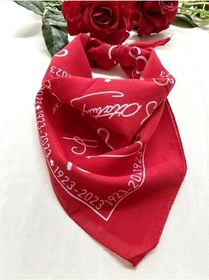 Resim Herşey Nota Kırmızı Atatürk Silüetli Ve Imzalı Pamuk Kumaş Fular Çok Renkli 