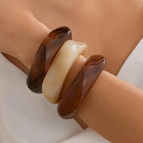 Resim 3 adet/1 set Akrilik Moda Bileklik Seti Düzensiz Şeffaf Tasarım Kişiselleştirilmiş Abartılı Bilezikler Niche Moda Eşleştirme için Uygun 