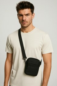 Resim Jack & Jones Jacnorth Slingbag Çapraz Postacı Çantası Siyah 12263803 Siyah 