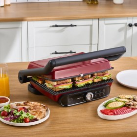 Resim Karaca Gastro Grill Pro 2400W Izgara ve Tost Makinesi Kırmızı 