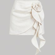 Resim Kadın A-Line Tweed Etek 3D Çiçek ve Ruffle Hem ile, Bej - Şık Plise Midi Etek Sonbahar/Kış için, Rahat veya Resmi Durumlar için Mükemmel, Sevimli Etekler, Sonbahar Modası, Sophisticated Style, Dokulu Kumaş 