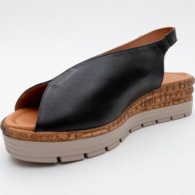 Resim Luvishoes Luvi Shoes Blom Siyah Hakiki Deri Kadın Dolgu Topuk Sandalet Siyah 