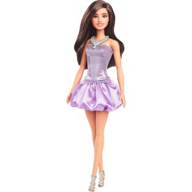 Resim Barbie Büyüleyici Parti Bebekleri Fashionistas HYT92 
