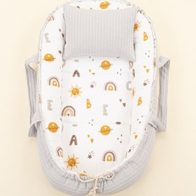 Resim Babynest ve Yastık- Çift Taraflı - Açık Gri Örgü - Galaksi ve Harfler 