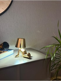 Resim Home Figüratif LED Masa Lambası (Emekleyen Figür) - Işığın Estetik Yorumu 