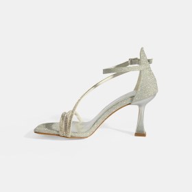 Resim Desa Kadın Gümüş Toka Detaylı Topuklu Abiye Sandalet 