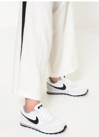 Resim Nike Wmns Md Runner 2 Beyaz Siyah Beyaz Siyah Beyaz - Siyah 