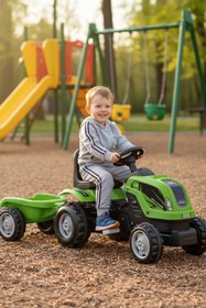 Resim HAK İŞ OYUNCAK Römorklu Pedallı Yeşil Traktör 