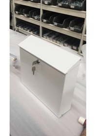 Resim LICCIA Anahtarlı Beyaz Posta Kutusu 