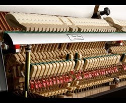 Resim Kawai K-15E M/PEP Parlak Siyah 110 CM Duvar Piyanosu 