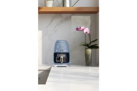 Resim Smeg Mat Storm Blue Filtre Kahve Makinesi DCF02SBMEU Smeg